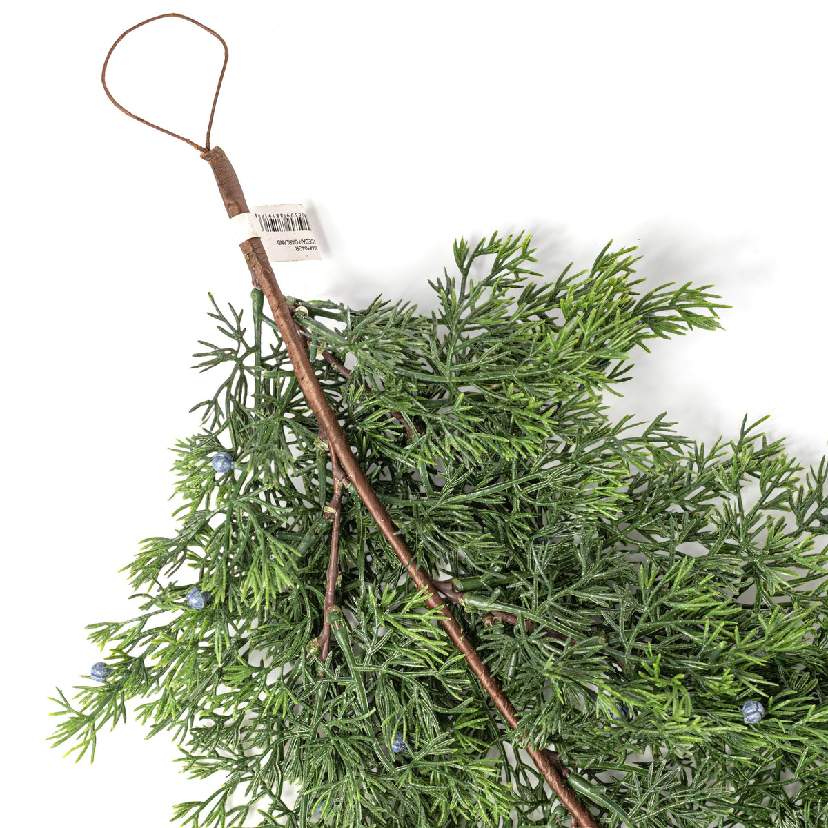 5' Plastic Faux Juniper Garland detail photo 4