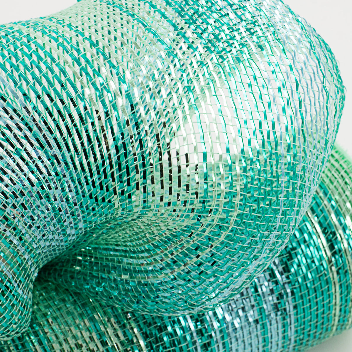 10" Poly Deco Mesh: Aqua & Mint Metallic Ombré Lifestyle Photo