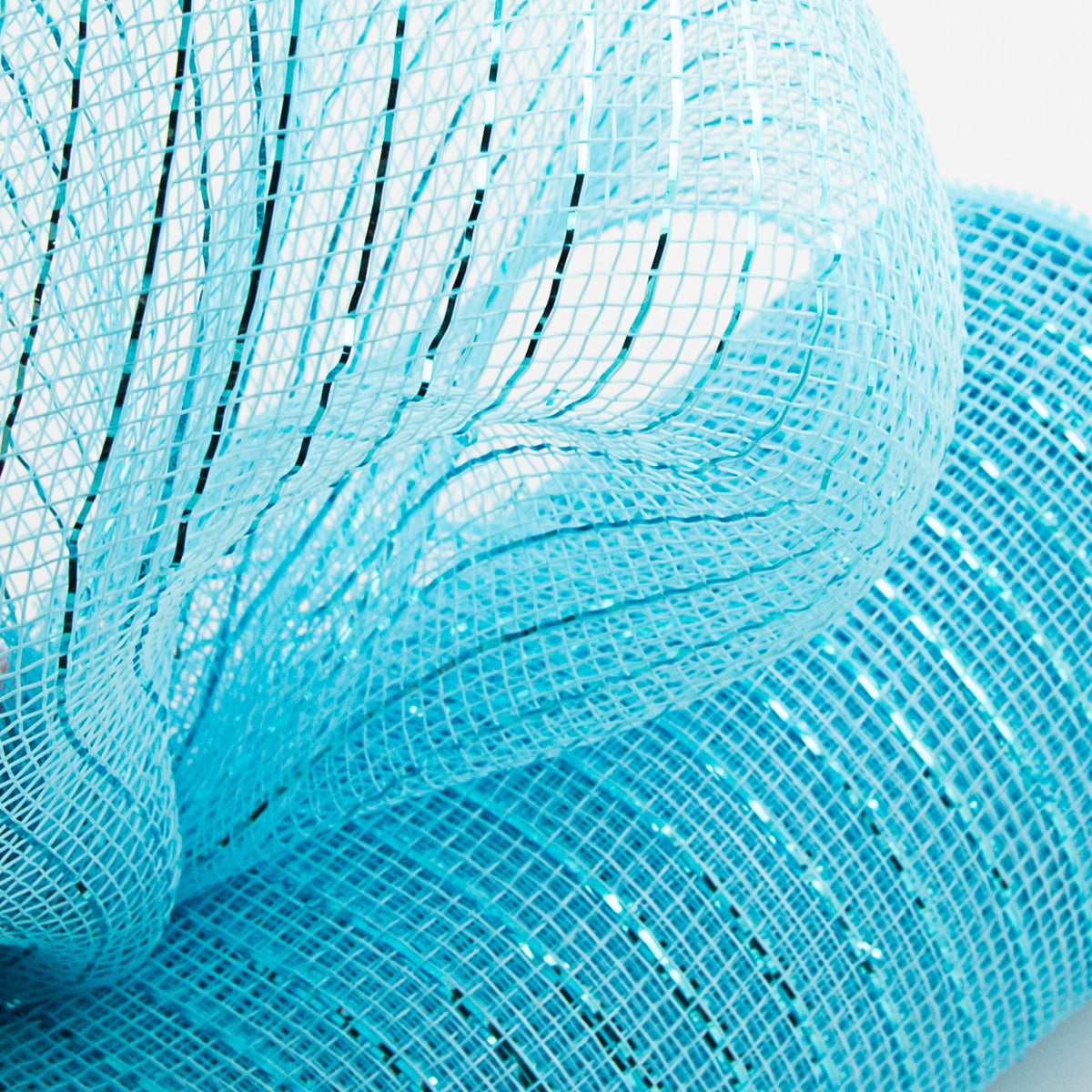 10" Poly Deco Mesh: Metallic Turquoise Lifestyle Photo