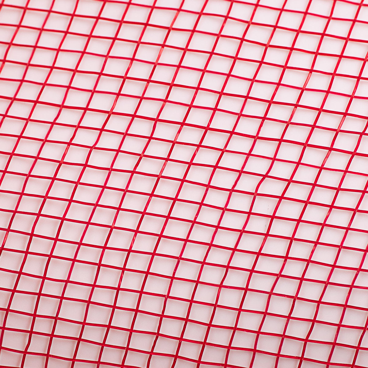 21" Poly Deco Mesh: Red detail photo 3