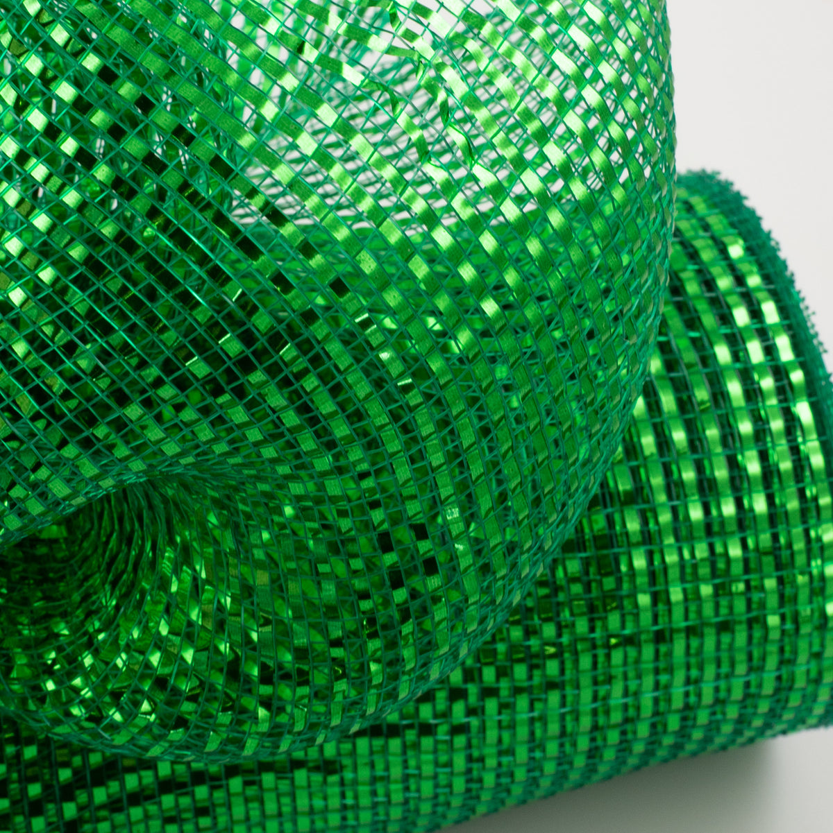10" Poly Mesh Rolls: Deluxe Wide Foil Emerald Green Lifestyle Photo
