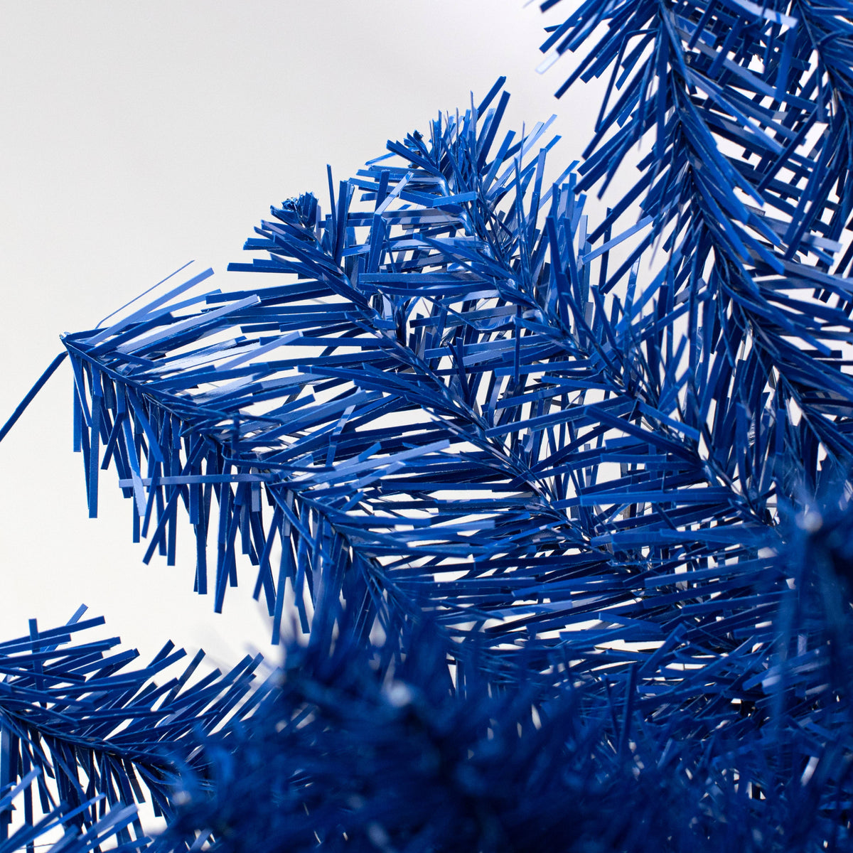 24" PVC Pine Wreath: Blue detail photo 4