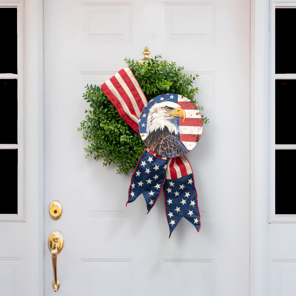 10.5" Round Waterproof Accent: American Flag Eagle detail photo 4