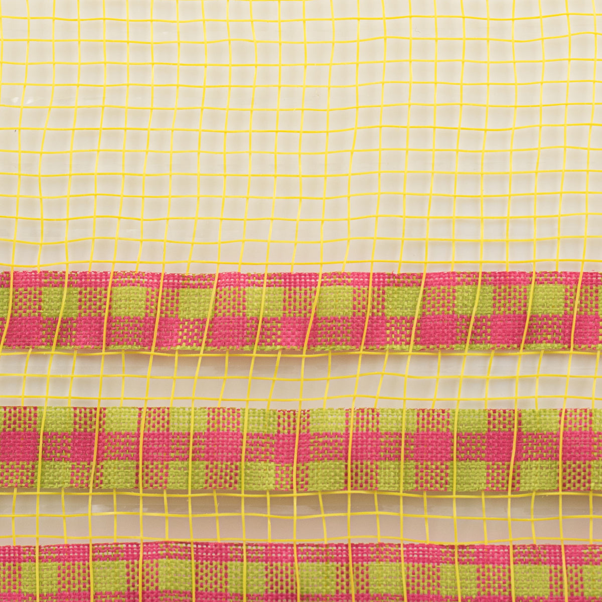 10" Ruffle Patterned Mesh: Yellow Metallic & Spring Plaid Edge detail photo 3