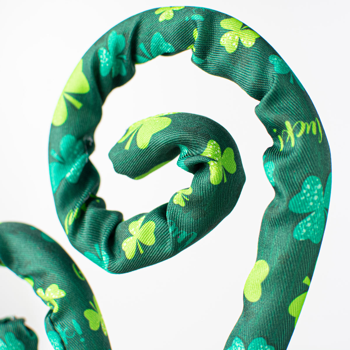 28" Shamrock Spiral Curl Spray Lifestyle Photo