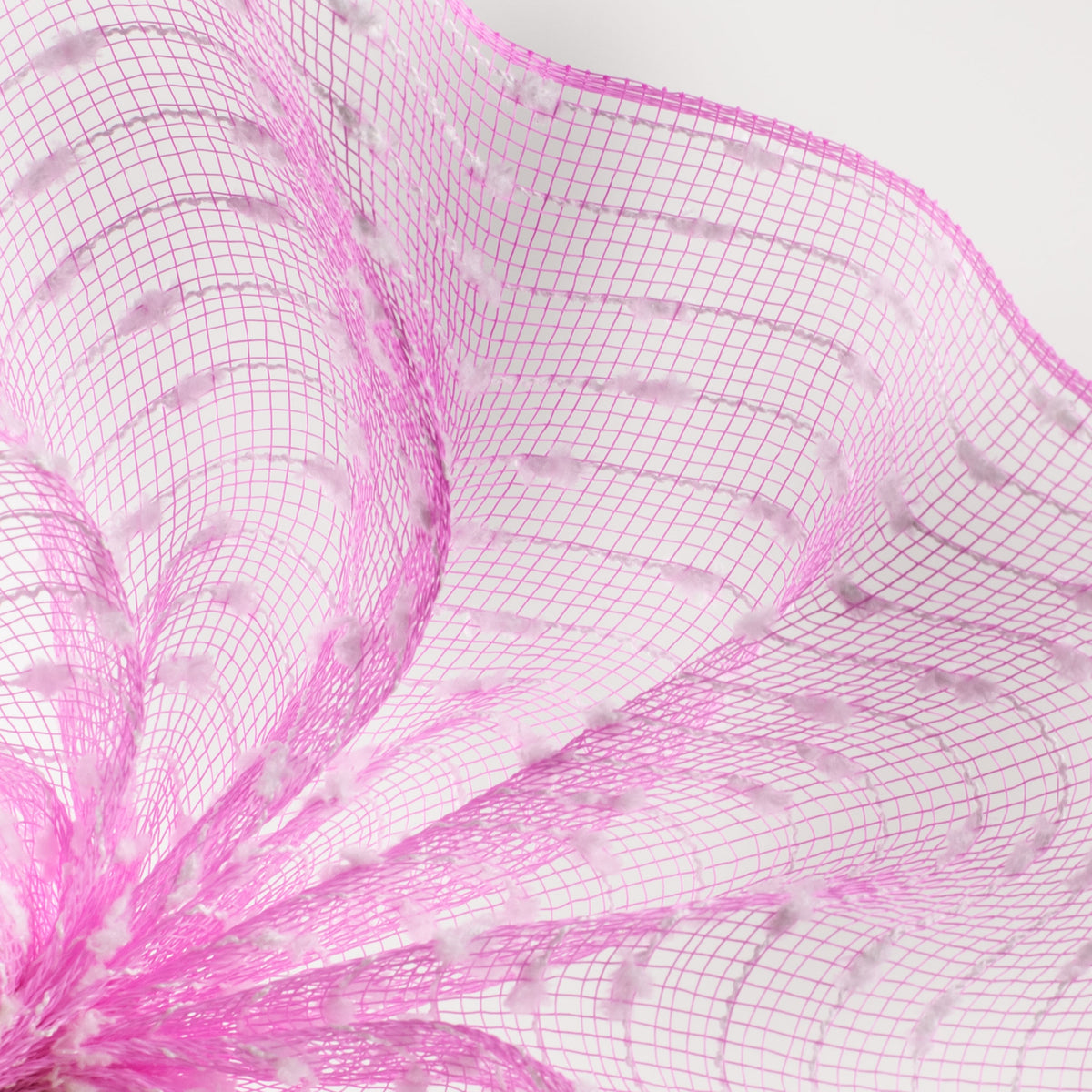 10" Snowball Deco Mesh: Pink & White (10 Yards) Lifestyle Photo