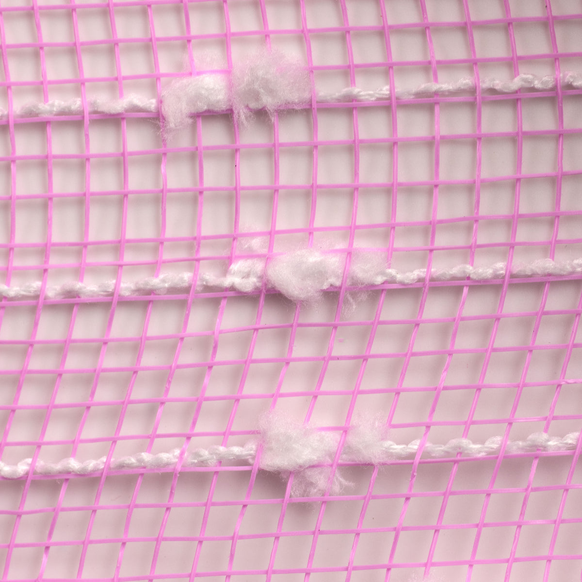 10" Snowball Deco Mesh: Pink & White (10 Yards) detail photo 3
