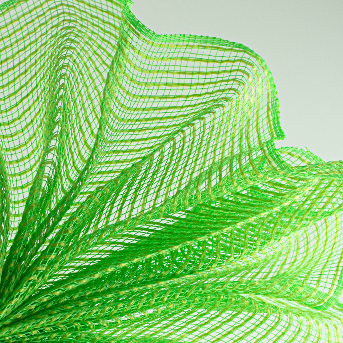 10" Stripe Fabric Mesh: Fresh Green Lifestyle Photo