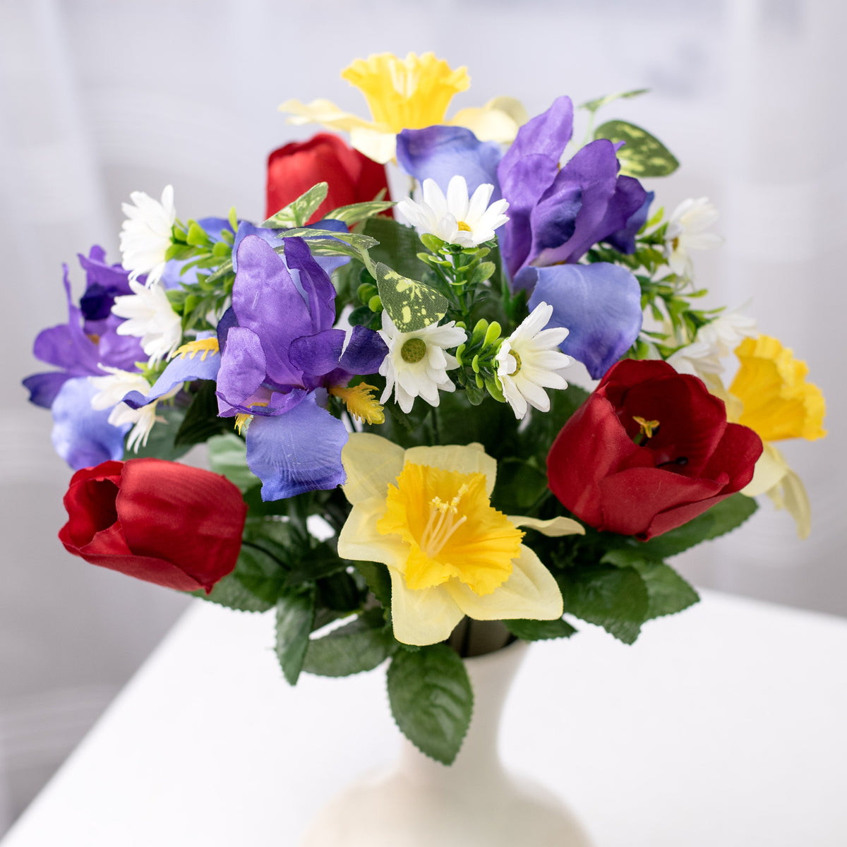 18" Tulip, Iris, Daffodil Bush Item Number: 61972PUYWRD