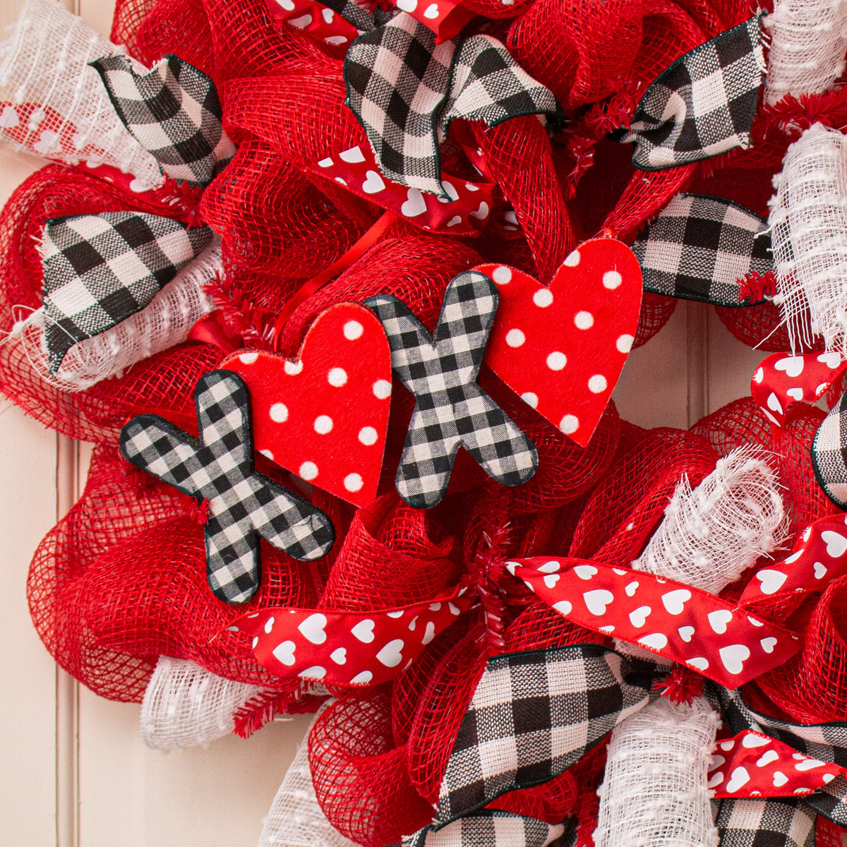 11" XOXO Heart Ornament Lifestyle Photo
